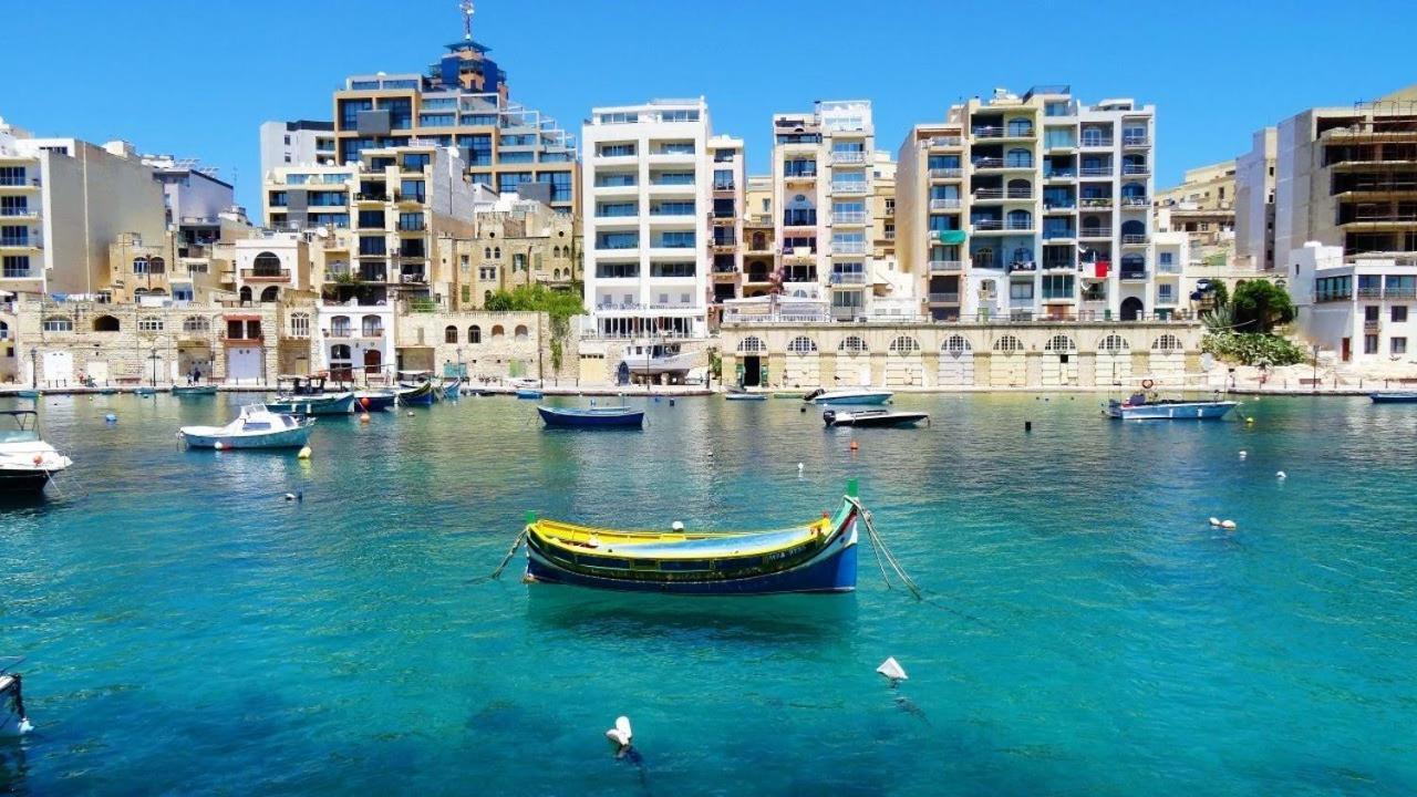 Stylish 2Br Apartment In Central St Julians Saint Julian's Εξωτερικό φωτογραφία