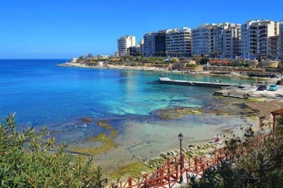 Stylish 2Br Apartment In Central St Julians Saint Julian's Εξωτερικό φωτογραφία